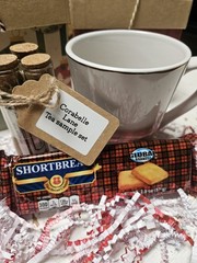 Gift Basket- Tea & a Biscuit