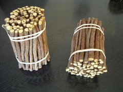 Organic Licorice Root Sticks, 100% Dry & Natural from Pakistan (25 Sticks)