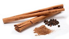 Cinnamon Sticks 500g – Cinnamomum Cassia – Includes Tea Dispenser