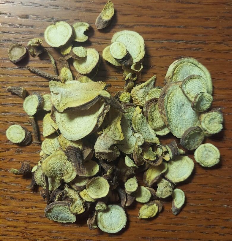 Yellow Dock (Rumex crispus) dried root, organically grown bulk, rough cut herb