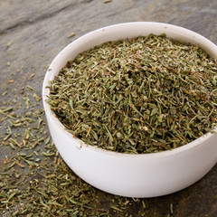 Organic Thyme Leaf Natural Herb Dried Cut 28.3g | 1 OZ Culinary & Medicinal Aid