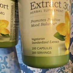 (2) GNC Herbal Plus St. John’s Wort Extract 300mg Standardized Vegetarian 400ct