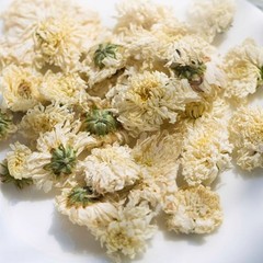 Organic Chrysanthemum Flowers Dried ~ Chrysanthemum Morifoli ~ 100% Premium
