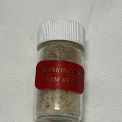 Frankincense Gum Resin – Small Bottle – Pale Yellow & Amber Tears – Unbranded