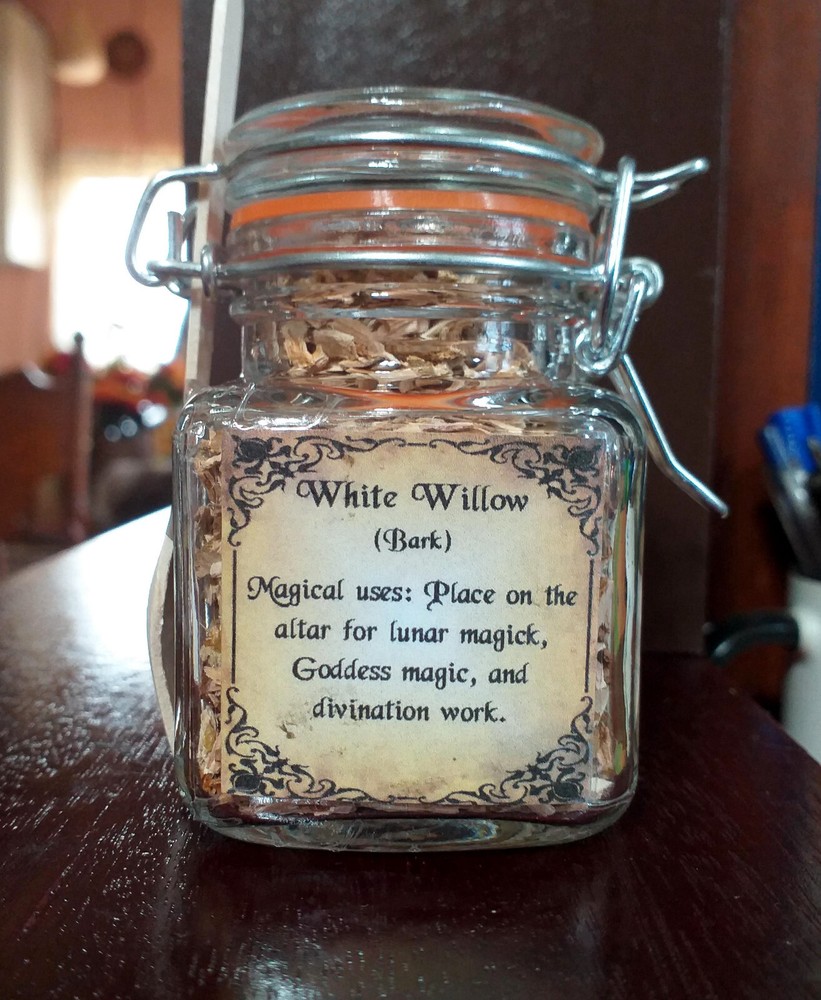 White Willow (Bark) Herb & Jar