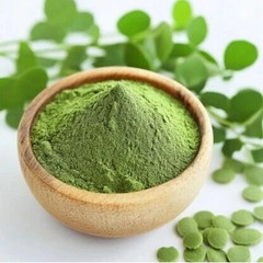 Nutrient-Dense Moringa Powder – Natural Detox & Antioxidant Support – 200g