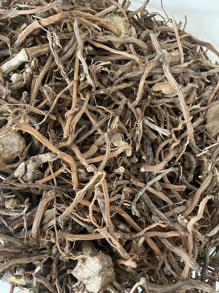 Jamaican Wildcraft Sarsaparilla Root – Cut & Sifted- Smilax Ornata – 16 oz, 1lbs