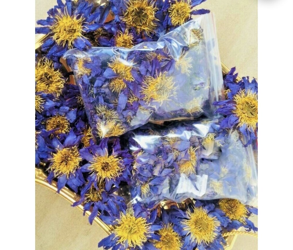 Dried Blue Lotus Herbal tea – 100g – Nymphaea Caerulea- 100% all natural.