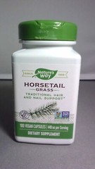 Nature’s Way Horsetail Grass 100 vcaps ” NEW FRESH ” BBD 2028