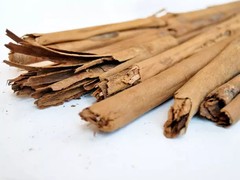 Natural Ceylon Cinnamon Sticks Sri Lanka Organic Cinnamomum