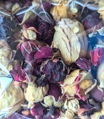 8 OZ, 226 GRAMS, DRIED ROSE PETALS & BUDS, CRAFT, POTPOURRI, SOAP, CANDLE, TEA
