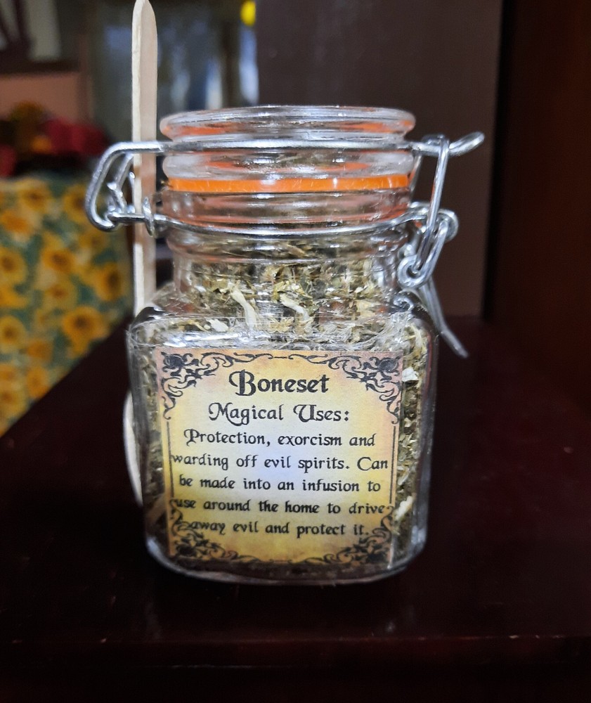 Boneset Herb & Jar