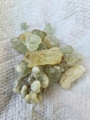 4 oz genuine Hojari Green frankincense 1/4lb – Ethically sourced from Oman