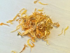 Calendula, Calendula officinalis, 1 oz Petals Free Shipping ~ Schmerbals Herbals