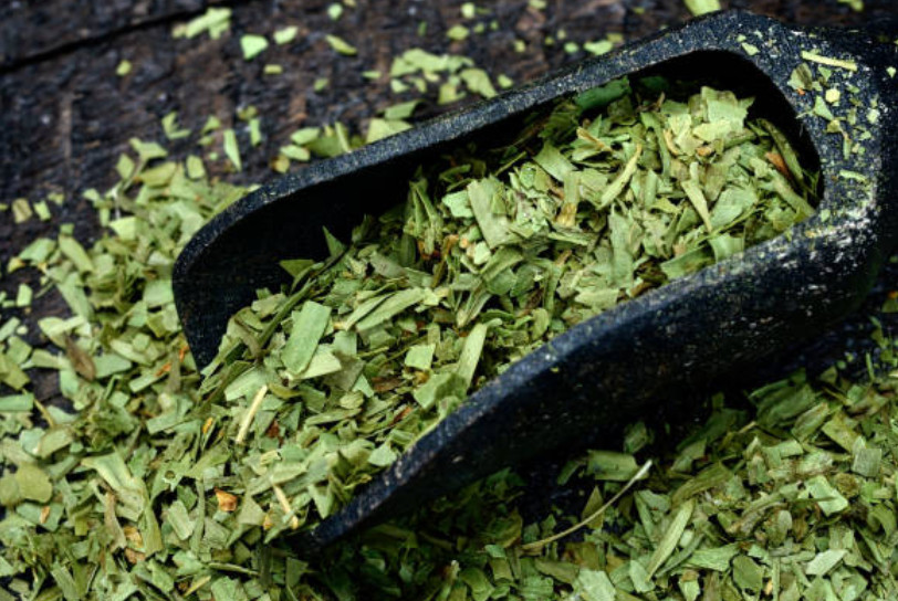 Neem Leaf Organic – Flakes or Powder 1/4/8 oz | Natural Cleansing Herb